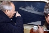Il Presidente Ciampi osserva l'incrociatore &quot;S.Giusto&quot; durante il sorvolo antistante lo Stromboli