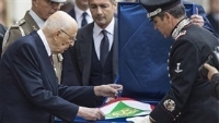 Gli onori militari al Presidente Napolitano dopo le dimissioni 