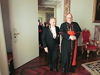 Visita ufficiale alla Santa Sede - Il Presidente Ciampi con il Segretario di Stato della Santa Sede S.E. Rev.ma il Cardinale Sodano.