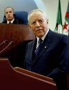 Il Presidente Ciampi durante la sua allocuzione all'Assemblea Popolare Nazionale.
