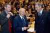 Il Presidente Ciampi con i Vice Presidente del Parlamento Europeo David Martin e Guido Podestà, al termine del messaggio al Parlamento Europeo, riunito nella Conferenza dei Presidenti in sessione straordinaria, aperta a tutti i Membri dell'Assemblea