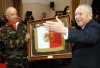 Il Presidente Ciampi con il Comandante della Brigata Sassari Salvatore Stano, alla Caserma "La Marmora".