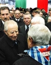 L'incontro del Presidente Ciampi con Angelo Signorelli, uno dei deportati a Mathausen, al termine del Convegno di Studi Storici "L'Italia alla metà del xx secolo, Conflitto sociale, Resistenza, costruzione di una democrazia"