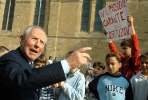 Il Presidente Ciampi al suo arrivo nella città toscana.