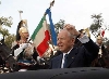 Il Presidente Ciampi al suo arrivo in Piazza Unità d'Italia.
