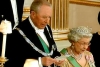 Il Presidente Ciampi, a fianco S.M. la Regina Elisabetta II, durante il suo discorso a Buckingam Palace al pranzo di Stato