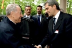 Il Presidente Ciampi accolto dall'Amministratore Delegato del Gruppo Generali, Sergio Balbinot, al suo arrivo al convegno "Quale Europa vogliamo"