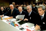 Un momento dei lavori del convegno "Quale Europa vogliamo". Nella foto da sin. Bronislaw Geremek, Helmut Kohl, Carlo Azeglio Ciampi, Theo Waigel e Sergio Balbinot