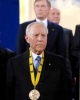 Il Presidente Ciampi con il prestigioso riconoscimento:"Il Premio internazionale Carlo Magno", nella Sala dell'Incoronazione.