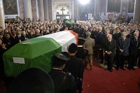 Il solenne funerale nella Chiesa di Santa Maria degli Angeli per le vittime di Nassiriya, presente il Capo dello Stato Carlo Azeglio Ciampi