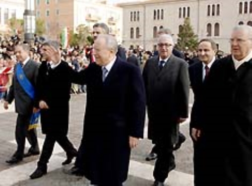 Visita del Presidente della Repubblica Carlo Azeglio Ciampi alla citt&#224; di Foggia - 31 gennaio 2006