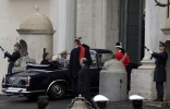 Il Presidente della Repubblica Sergio Mattarella entra nel Palazzo del Quirinale per la cerimonia di insediamento