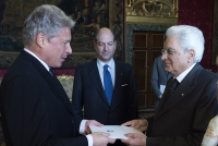 Il Presidente Sergio Mattarella con S.E. il Signor René Pollitzer, nuovo Ambasciatore della Repubblica d'Austria, in occasione della presentazione delle Lettere Credenziali