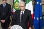 Il Presidente della Repubblica Sergio Mattarella al termine delle consultazioni del 7 maggio 