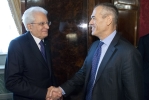 Il Presidente Sergio Mattarella con il Prof. Carlo Cottarelli 