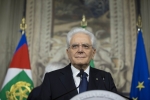 Il Presidente della Repubblica Sergio Mattarella con i giornalisti dopo il conferimento dell'incarico al Prof. Conte