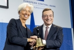Il Presidente della BCE Mario Draghi con Chrisitne Lagarde, Presidente designata della Banca Centrale Europea