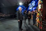 Il Presidente della Repubblica Sergio Mattarella depone una corona al Memoriare dell’Olocausto-Yad Vashem, in occasione della cerimonia del 75° Anniversario della Liberazione di Auschwitz-Birkenau