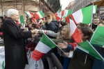 Il Presidente Sergio Mattarella a Teramo riceve il saluto della cittadinanza  
