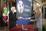 Il Presidente Sergio Mattarella conferisce "motu proprio" l'onorificenza di Ufficiale dell'Ordine al Merito della Repubblica Italiana a Annalisa Malara 
