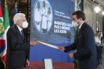 Il Presidente Sergio Mattarella conferisce "motu proprio" l'onorificenza di Ufficiale dell'Ordine al Merito della Repubblica Italiana a Paolo Simonato  
