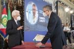 Il Presidente Sergio Mattarella conferisce "motu proprio" l'onorificenza di Ufficiale dell'Ordine al Merito della Repubblica Italiana a Fabrizio Carletti
