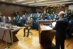 Il Presidente Sergio Mattarella alla sede del Comando Operativo di vertice Interforze in occasione del collegamento in videoconferenza per rivolgere gli auguri ai contingenti militari italiani impegnati nei teatri di operazioni internazionali

