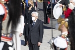 Il Presidente della Repubblica Sergio Mattarella in occasione della deposizione di una corona d’alloro all’Altare della Patria, nella ricorrenza del 76° anniversario della Liberazione

