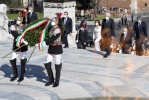 Il Presidente della Repubblica Sergio Mattarella con le Alte cariche dello Stato rende omaggio al Milite Ignoto all'Altare della Patria nella ricorrenza del 76° anniversario della Liberazione