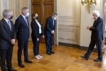 Il Presidente Sergio Mattarella con il Presidente del Consiglio dei Ministri Mario Draghi ed altri membri del Governo, in vista del Consiglio Europeo
