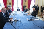 Il Presidente della Repubblica Sergio Mattarella all’Hôtel de Matignon durante i colloqui con  il Primo Ministro, Jean Castex