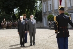 Il Presidente della Repubblica Sergio Mattarella con il Presidente del Sénat, Gérard Larcher, in occasione della visita di Stato nella Repubblica Francese