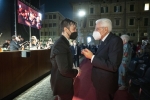 Il Presidente Sergio Mattarella saluto il M° Michele Spotti,al termine del concerto “Gala Rossini” di chiusura della 42a edizione del Rossini Opera Festival 
