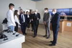 Il Presidente della Repubblica Sergio Mattarella visita il laboratorio di navigazione con simulatori di plancia nave,dell’Istituto OmniComprensivo Tecnico Nautico e Aeronautico, Logistica e Trasporti di Pizzo Calabro
