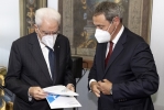Il Presidente Sergio Mattarella con Stefano Besseghini, Presidente dell’Autorità di Regolazione per l’Energia, Reti e Ambienti