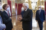 Il Presidente della Repubblica Sergio Mattarella saluta Roberto Antonelli Presidente dell’Accademia nazionale dei Lincei
