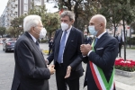 Il Presidente Sergio Mattarella accolto da Marco Marsilio, Presidente della Regione Abruzzo, e da Carlo Masci, Sindaco di Pescara in occasione dell’inaugurazione del nuovo polo culturale “Imago Museum” 
