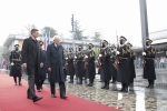 Il Presidente della Repubblica, Sergio Mattarella a Nova Gorica, Piazza Bevk, con Borut Pahor Presidente della Repubblica di Slovenia, durante gli onori militari
