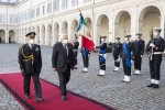 Il consigliere Militare del Presidente Sergio Mattarella riceve il Presidente della Palestina Mahmoud Abbas

