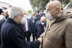 Algeri - Il Presidente della Repubblica Sergio Mattarella con Claudio Descalzi, Amministratore Delegato di ENI, in occasione dell'inaugurazione del giardino Enrico Mattei