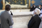 Il Presidente Sergio Mattarella nel corso della visita alla Basilica di Sant'Agostino