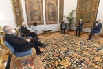Il Presidente della Repubblica Sergio Mattarella con Antonino La Spina, Presidente UNPLI - Unione nazionale Pro Loco d'Italia e una delegazione
