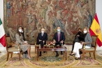 Madrid - Il Presidente della Repubblica Sergio Mattarella con le Loro Maestà il Re di Spagna Filippo VI e la Regina Letizia