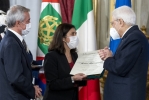Il Presidente Sergio Mattarella consegna l'onorificenza OMRI  “motu proprio” a Ivana Perri e Matteo Mazzarotto