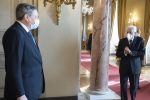 Il Presidente della Repubblica Sergio Mattarella con il Presidente del Consiglio dei Ministri Mario Draghi ed altri membri del Governo, in vista del Consiglio Europeo
