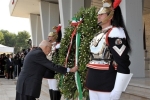  Il Presidente della Repubblica Giorgio Napolitano durante la deposizione di una corona d'alloro 