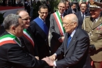 l Presidente della Repubblica Giorgio Napolitano saluta il Sindaco di Sant'Angelo in Vado