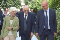 Il Presidente Giorgio Napolitano con Nicola Pellicani e la Signora Pellicani in occasione della visita alla sede della Fondazione Gianni Pellicani