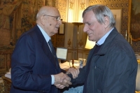 Il Presidente Giorgio Napolitano con Don Luigi Ciotti,  Presidente di "Libera. Associazioni, nomi e numeri contro le  mafie"