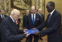 Il Presidente Giorgio Napolitano con S.E. Ajing Adiang Marik, Ambasicatore della Repubblica del Sud Sudan, in occasione della presentazione delle Lettere Credenziali